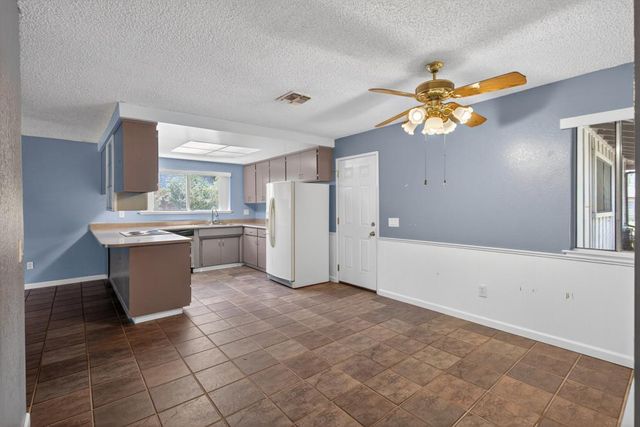 199 Briarcliff Dr, Folsom, CA 95630