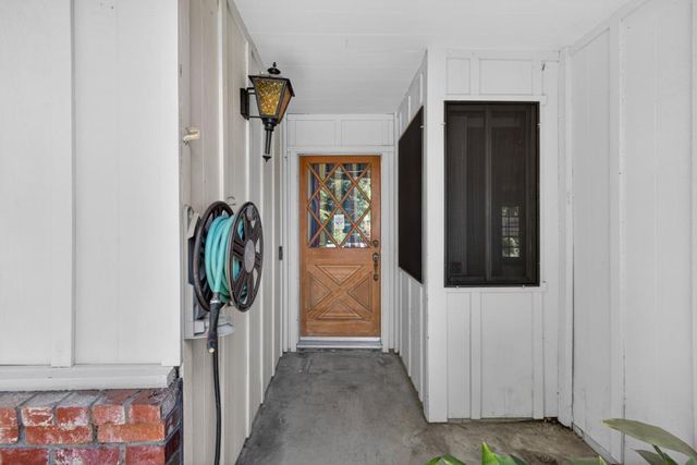 199 Briarcliff Dr, Folsom, CA 95630