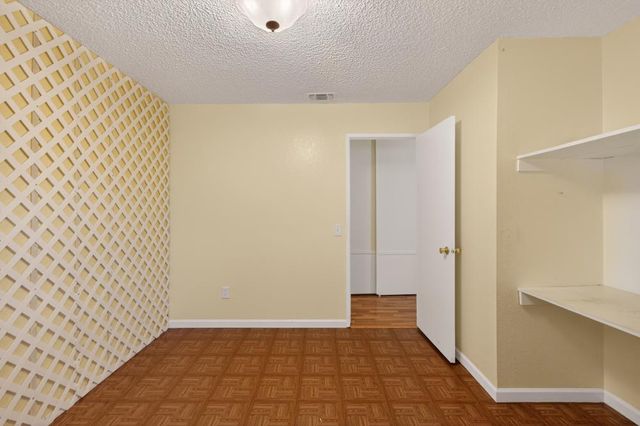 199 Briarcliff Dr, Folsom, CA 95630