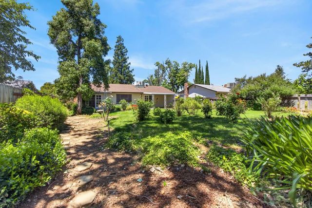 199 Briarcliff Dr, Folsom, CA 95630