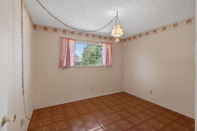 199 Briarcliff Dr, Folsom, CA 95630