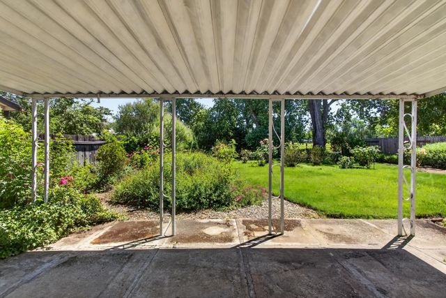 199 Briarcliff Dr, Folsom, CA 95630