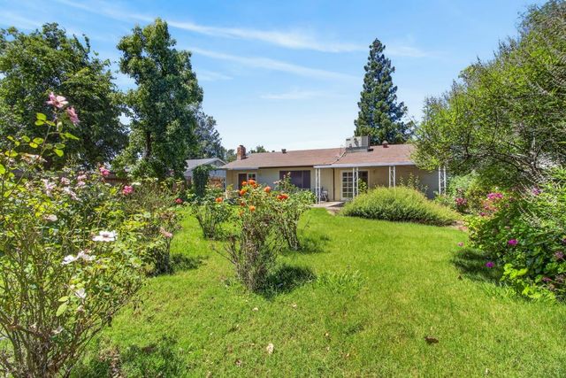 199 Briarcliff Dr, Folsom, CA 95630