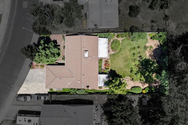 199 Briarcliff Dr, Folsom, CA 95630