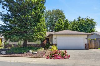 199 Briarcliff Dr, Folsom, CA 95630