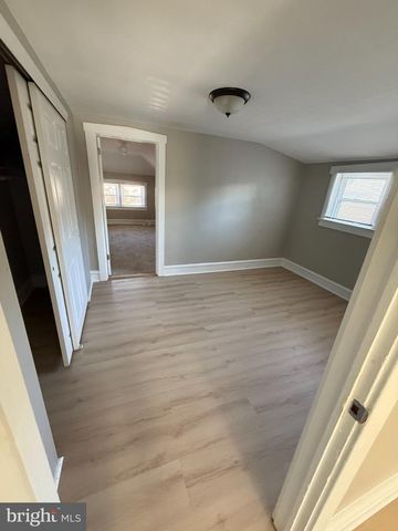 24 W 7TH AVE, Runnemede, NJ 08078