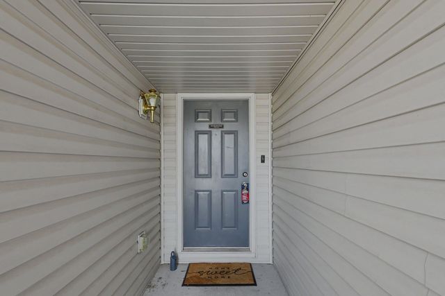 1107 E Melton Road, Ozark, MO 65721