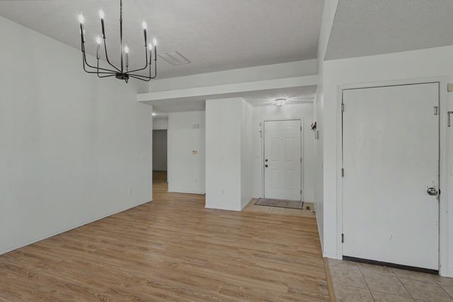 1107 E Melton Road, Ozark, MO 65721