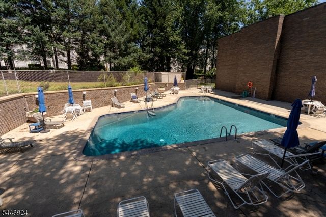 355 River Road E, Nutley Twp., NJ 07110
