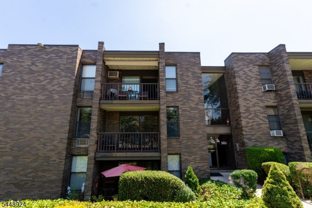 355 River Road E, Nutley Twp., NJ 07110