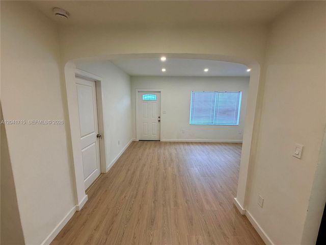 255 NW 32nd Street, Miami, FL 33127