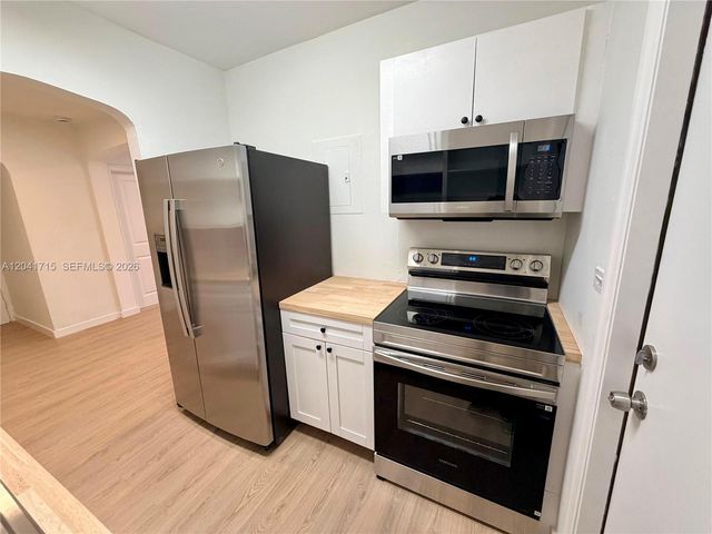 255 NW 32nd Street, Miami, FL 33127