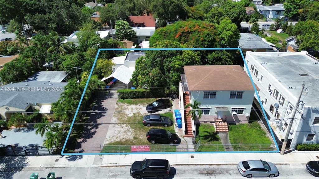 255 NW 32nd Street, Miami, FL 33127