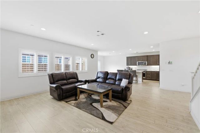 5242 Hayes Court, Fontana, CA 92336