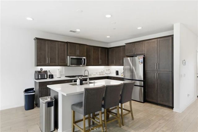 5242 Hayes Court, Fontana, CA 92336