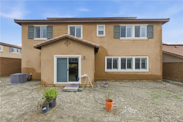 5242 Hayes Court, Fontana, CA 92336
