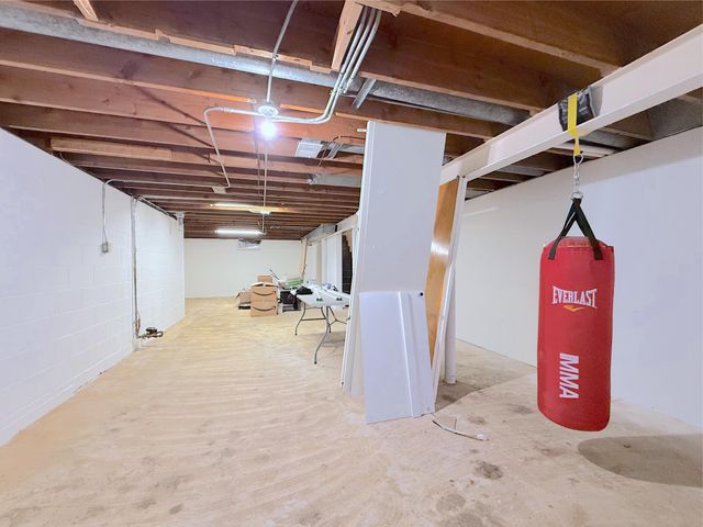 3439 Martha Street, Highland, IN 46322