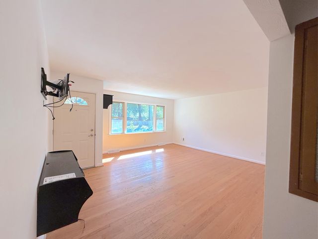 3439 Martha Street, Highland, IN 46322