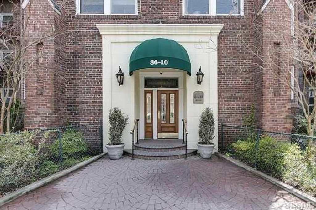 86-10 34th Avenue 225, Jackson Heights, NY 11372