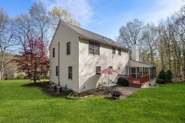 44 Laurel Drive, Hudson, MA 01749