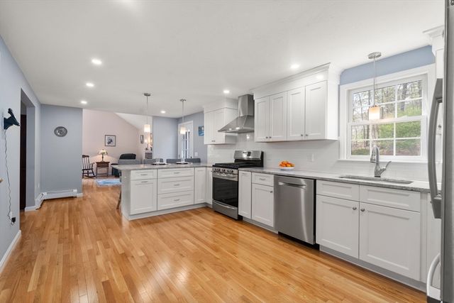 44 Laurel Drive, Hudson, MA 01749