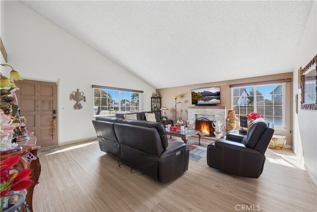 Image 10 of property listing at 11476 Bellatrix Court, San Diego, CA 92126