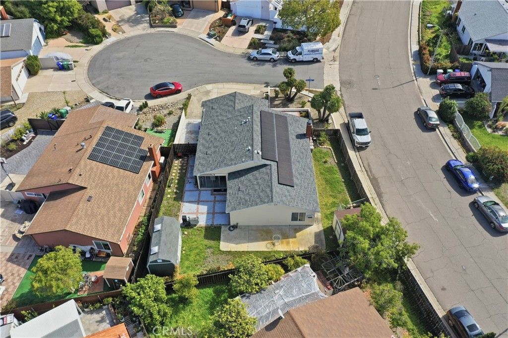 Image 6 of property listing at 11476 Bellatrix Court, San Diego, CA 92126