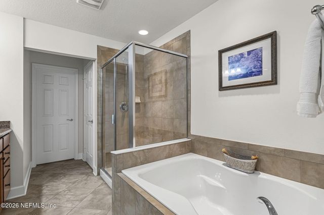 3793 CASITAS Drive, Jacksonville, FL 32224