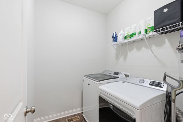 6496 Treeline Lane, Mccordsville, IN 46055