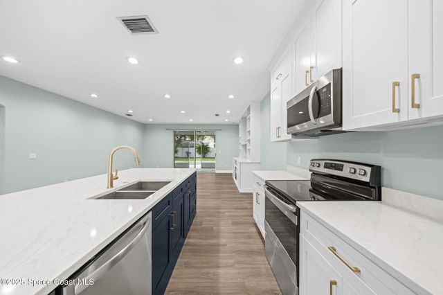 4290 Caparosa Circle, Melbourne, FL 32940