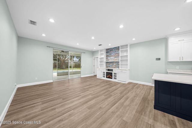 4290 Caparosa Circle, Melbourne, FL 32940