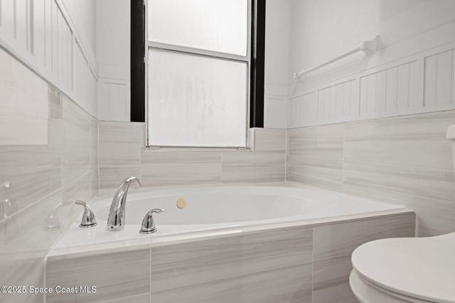 4290 Caparosa Circle, Melbourne, FL 32940