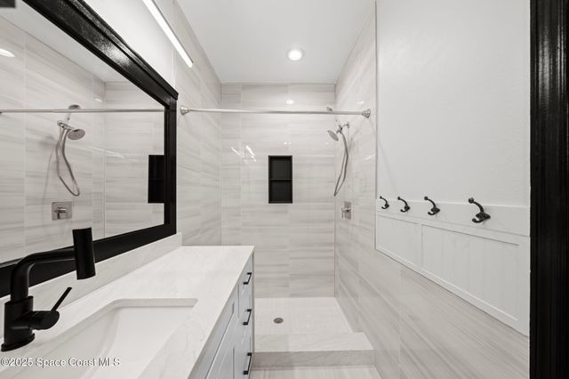 4290 Caparosa Circle, Melbourne, FL 32940