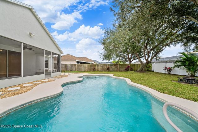 4290 Caparosa Circle, Melbourne, FL 32940