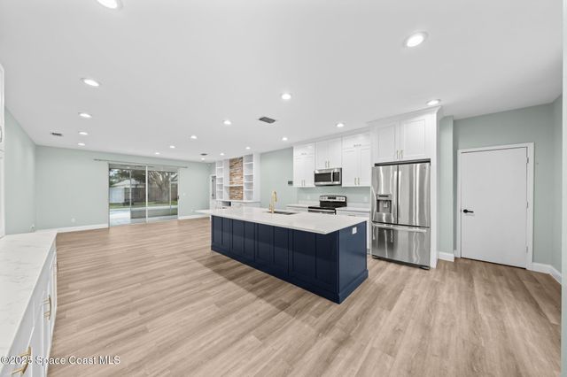 4290 Caparosa Circle, Melbourne, FL 32940