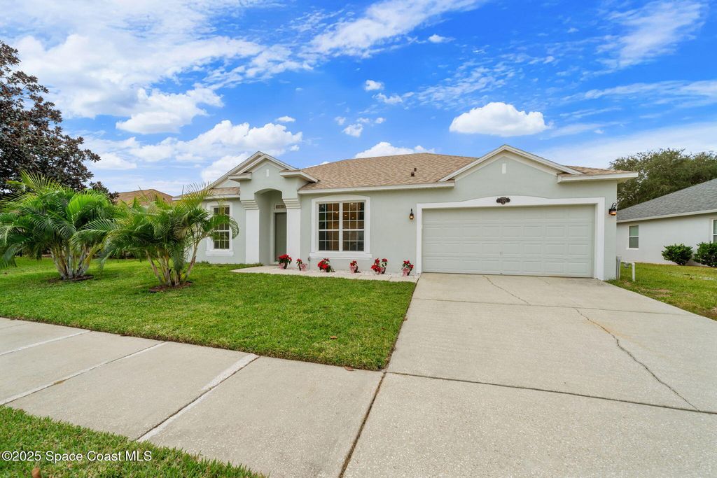 4290 Caparosa Circle, Melbourne, FL 32940