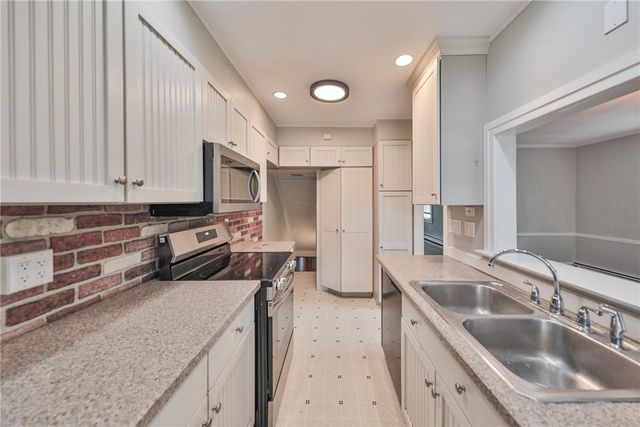30 South Muhlenberg Street, Allentown City, PA 18104