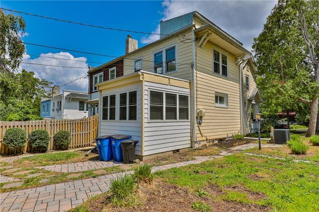 30 South Muhlenberg Street, Allentown City, PA 18104