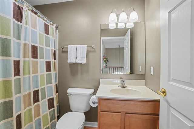 10719 Wood Ridge Drive, Zeeland, MI 49464