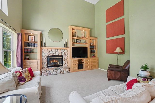 10719 Wood Ridge Drive, Zeeland, MI 49464