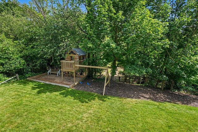 10719 Wood Ridge Drive, Zeeland, MI 49464