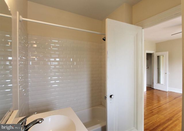 533 GLEN ECHO RD, Philadelphia, PA 19119