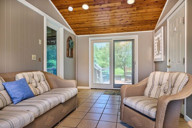 985 Tinkham Road, Wilbraham, MA 01095