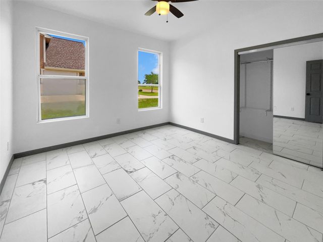 145 Birdie Drive, Hempstead, TX 77445