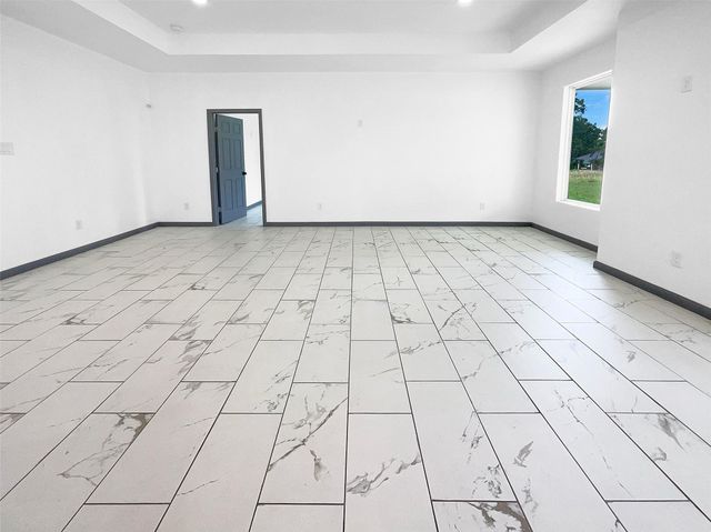 145 Birdie Drive, Hempstead, TX 77445