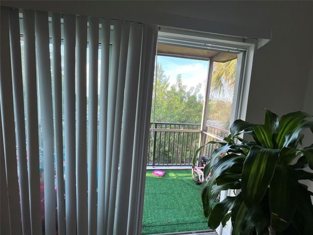 1061 NW 45th Street 8, Pompano Beach, FL 33064