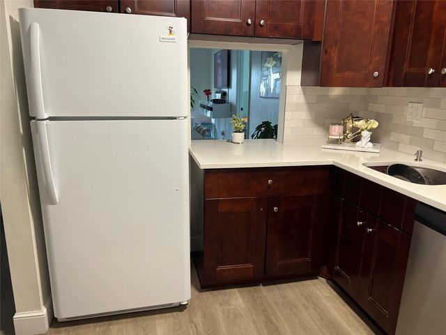 1061 NW 45th Street 8, Pompano Beach, FL 33064