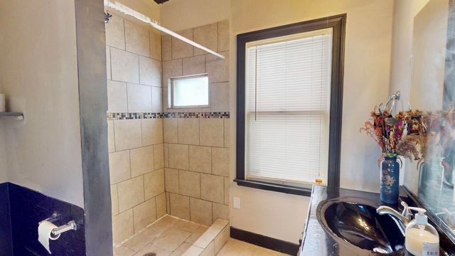 4916 Northcote Avenue, East Chicago, IN 46312