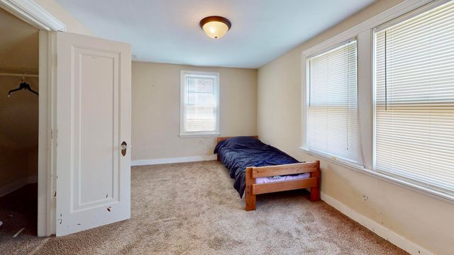 4916 Northcote Avenue, East Chicago, IN 46312