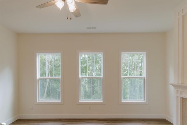 800 Glassy Road, Landrum, SC 29356